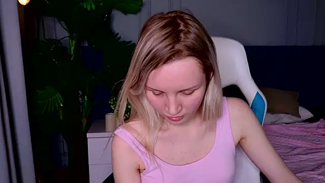 Beatrica Klein online show from 14, 1, 2025