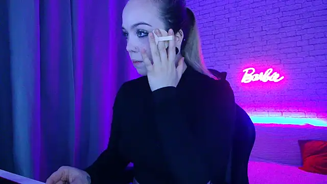 -Stacyy- online show from 28, 11, 2025