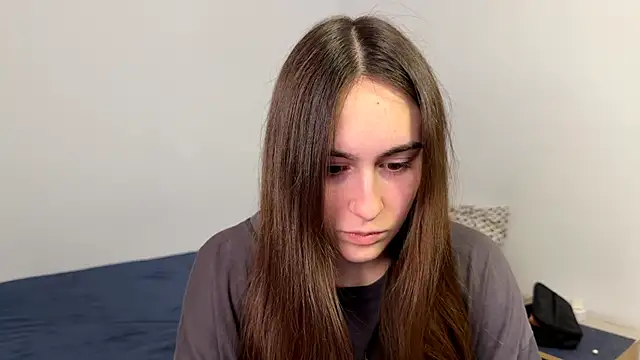 Snapshot of AliceKolltt chatting on 21, 4, 2026 AliceKolltt online show from 21, 4, 2026
