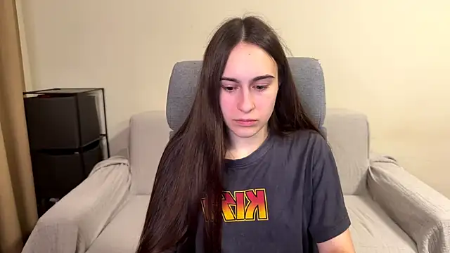 Snapshot of AliceKolltt chatting on 3, 6, 2026 AliceKolltt online show from 3, 6, 2026