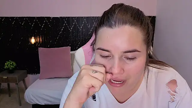 Aabby lee online show from 13, 4, 2026