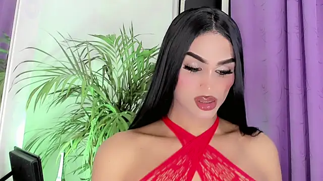 Snapshot of amal_baddell chatting on 7, 6, 2026 amal baddell online show from 7, 6, 2026