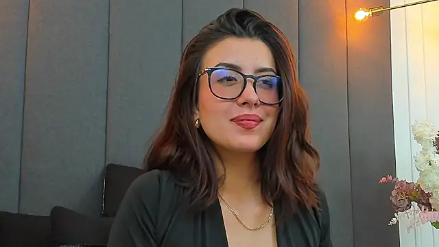 EmaSaenz online show from 12, 2, 2025