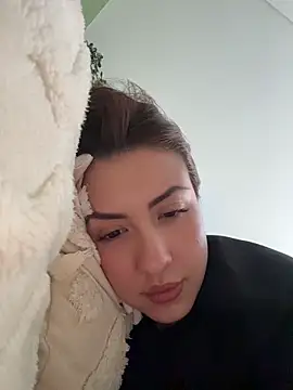 Snapshot of EmaSaenz chatting on 5, 6, 2026 EmaSaenz online show from 5, 6, 2026