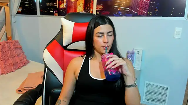 Kendall Sophy online show from 10, 3, 2025