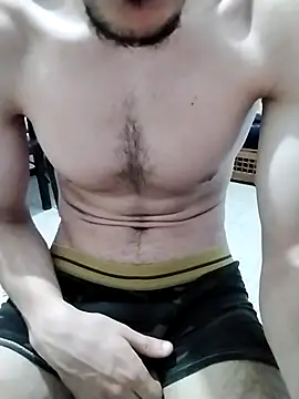 Snapshot of Zoro_23cm chatting on 8, 7, 2026 Zoro 23cm online show from 8, 7, 2026