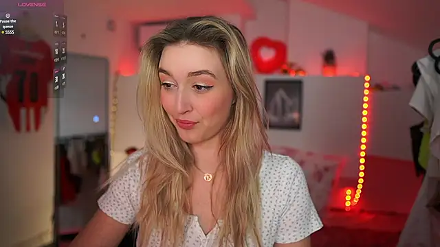 Alexis   Texas online show from 8, 3, 2025