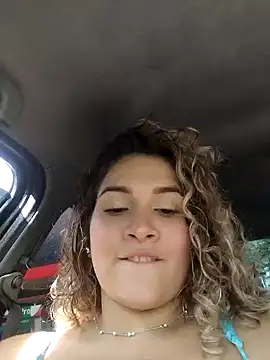 Sara smiiith211 online show from 5, 12, 2024