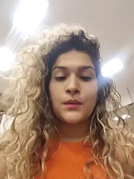 Sara smiiith211 online show from 9, 12, 2024