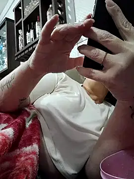 Snapshot of marcialoira chatting on 8, 9, 2025 marcialoira online show from 8, 9, 2025