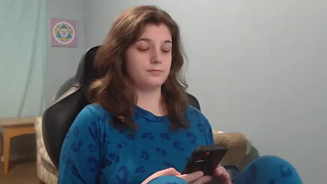 TreeJeanne online show from 11, 3, 2025