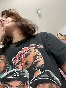 Lia sex69 online show from 1, 3, 2025