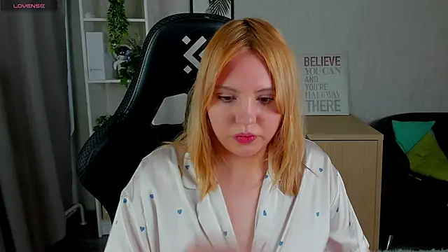 Stacy Luv online show from 11, 2, 2026