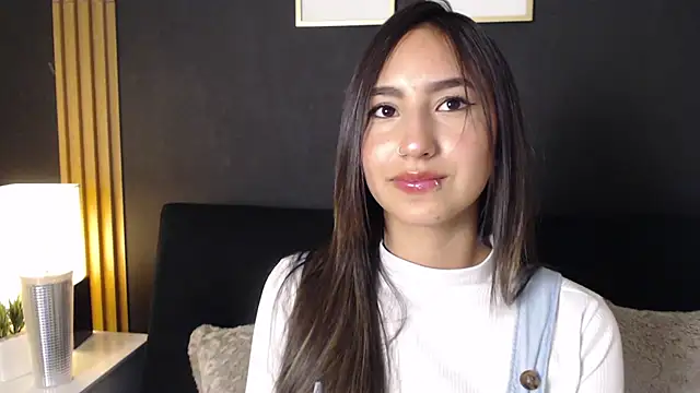 Snapshot of _Emma_Valka chatting on 4, 12, 2024 Emma Valka online show from 4, 12, 2024