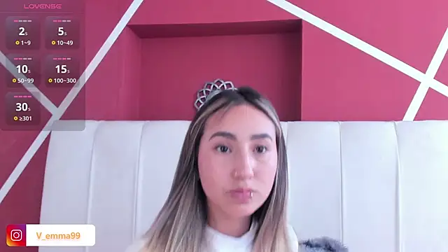 Snapshot of _Emma_Valka chatting on 13, 1, 2025 Emma Valka online show from 13, 1, 2025