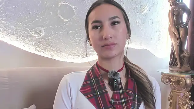  Emma Valka online show from 16, 10, 2025