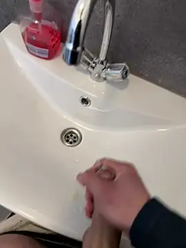 Snapshot of Siggidc2n chatting on 12, 3, 2026 Siggidc2n online show from 12, 3, 2026