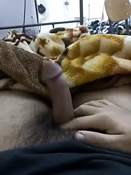 Hot Boy 2004 online show from 6, 2, 2025