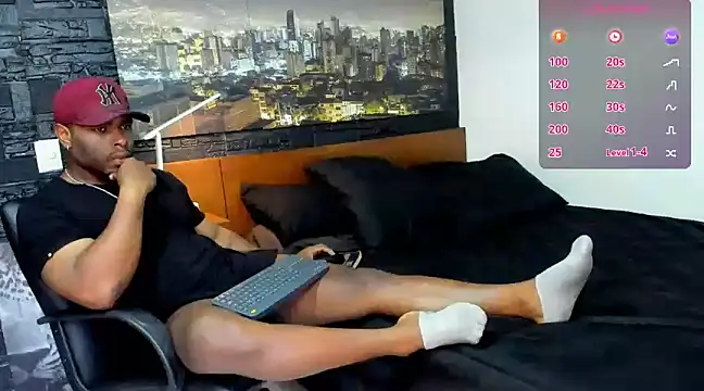 Snapshot of thomas_santtos1 chatting on 24, 1, 2025 thomas santtos1 online show from 24, 1, 2025