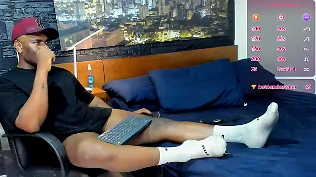 Snapshot of thomas_santtos1 chatting on 10, 2, 2025 thomas santtos1 online show from 10, 2, 2025