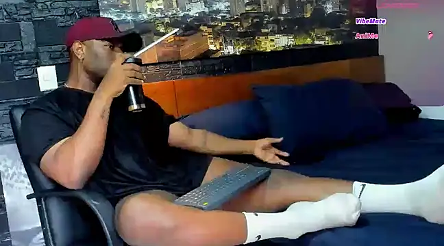 Snapshot of thomas_santtos1 chatting on 17, 3, 2025 thomas santtos1 online show from 17, 3, 2025