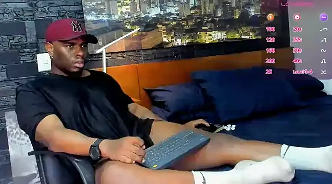 Snapshot of thomas_santtos1 chatting on 18, 3, 2025 thomas santtos1 online show from 18, 3, 2025