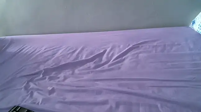 femaqueen online show from 9, 3, 2025