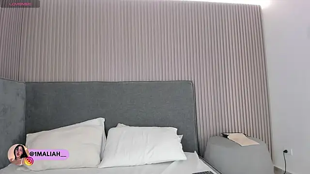 Dasha-b online show from 1, 12, 2025