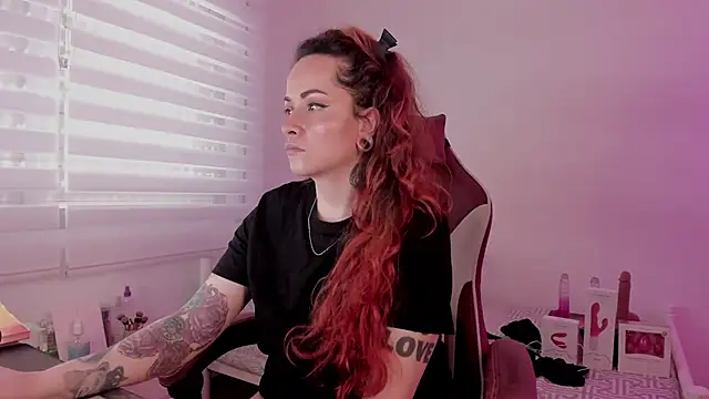 Domina Deivis online show from 12, 3, 2025