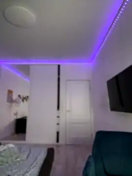 Snapshot of HoneySweetBee chatting on 30, 11, 2025 HoneySweetBee online show from 30, 11, 2025