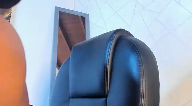 NoahhBrown online show from 17, 3, 2025