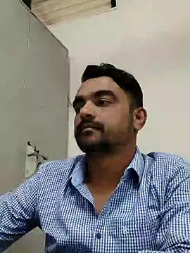 Snapshot of suton1 chatting on 4, 12, 2024 suton1 online show from 4, 12, 2024