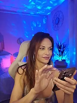 Snapshot of Luna_Kitanna chatting on 5, 7, 2026 Luna Kitanna online show from 5, 7, 2026