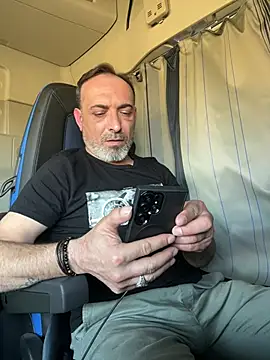 Snapshot of dzhakar chatting on 7, 3, 2025 dzhakar online show from 7, 3, 2025