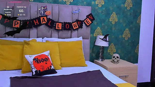 SuzanSmithh online show from 21, 10, 2025