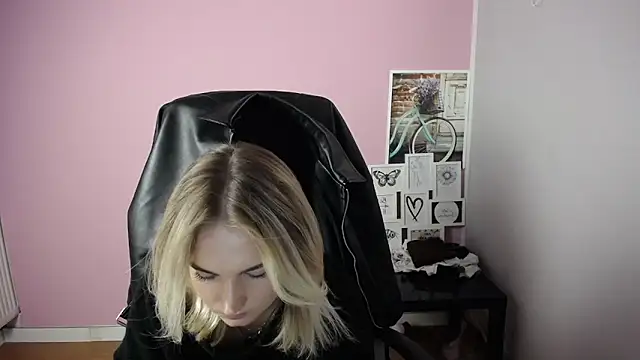 viktoria lovely online show from 15, 10, 2025