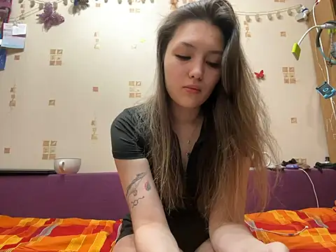 Snapshot of Roni_Cox chatting on 20, 2, 2025 Roni Cox online show from 20, 2, 2025