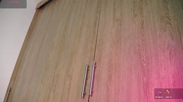 aidaadams online show from 25, 11, 2025