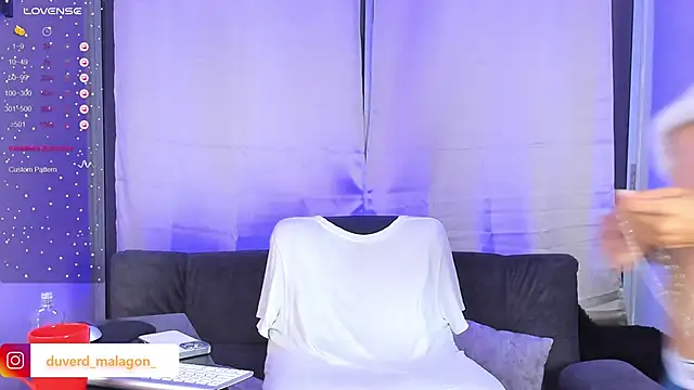 Demian cute18 online show from 15, 3, 2025