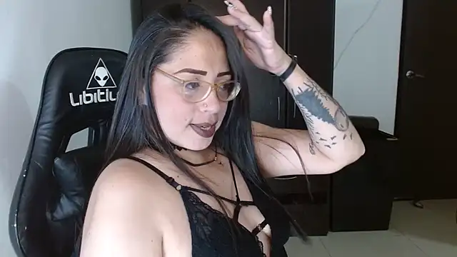 natashasmithe online show from 15, 10, 2025