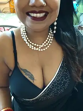 Snapshot of YR-SHIVANI chatting on 20, 4, 2026 YR-SHIVANI online show from 20, 4, 2026