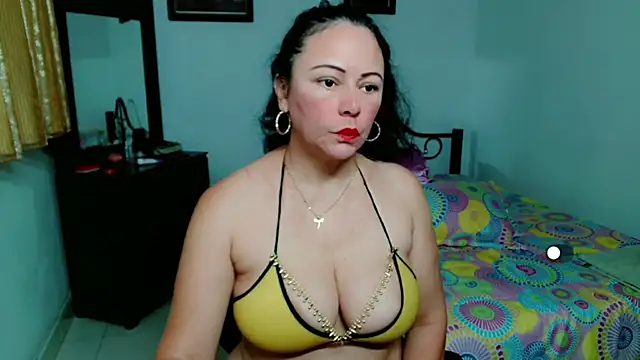 Lily Benet1 online show from 11, 3, 2026