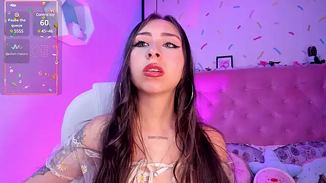 Snapshot of _cloe_martinez chatting on 1, 12, 2024 cloe martinez online show from 1, 12, 2024