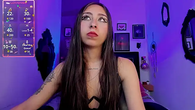 Snapshot of _cloe_martinez chatting on 6, 12, 2024 cloe martinez online show from 6, 12, 2024