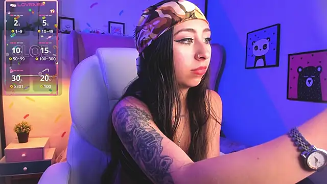 Snapshot of _cloe_martinez chatting on 15, 12, 2024 cloe martinez online show from 15, 12, 2024