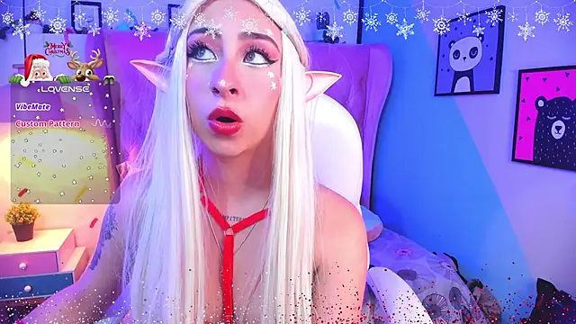 Snapshot of _cloe_martinez chatting on 21, 12, 2024 cloe martinez online show from 21, 12, 2024