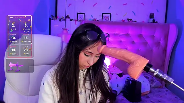 Snapshot of _cloe_martinez chatting on 29, 1, 2025 cloe martinez online show from 29, 1, 2025