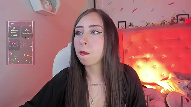 Snapshot of _cloe_martinez chatting on 10, 2, 2025 cloe martinez online show from 10, 2, 2025