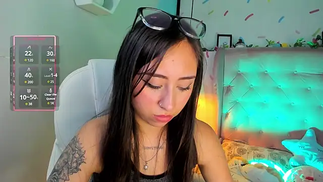 Snapshot of _cloe_martinez chatting on 22, 2, 2025 cloe martinez online show from 22, 2, 2025