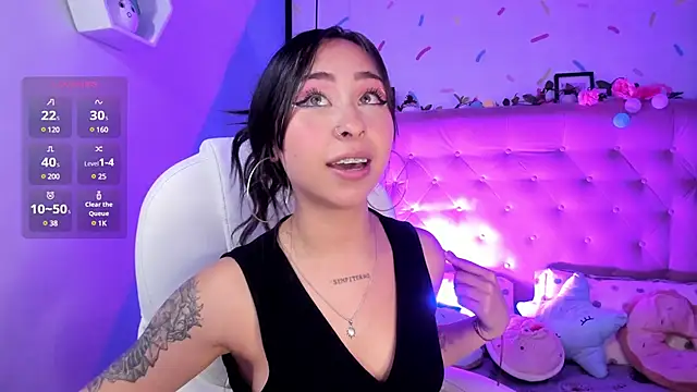 Snapshot of _cloe_martinez chatting on 27, 2, 2025 cloe martinez online show from 27, 2, 2025